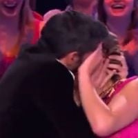 "J'avais honte, je me sentais humiliée" : embrassée de force à la télé par Ary Abittan, cette Miss France adorée du public sort du silence