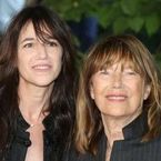 Charlotte Gainsbourg encore dévastée par la mort de sa mère