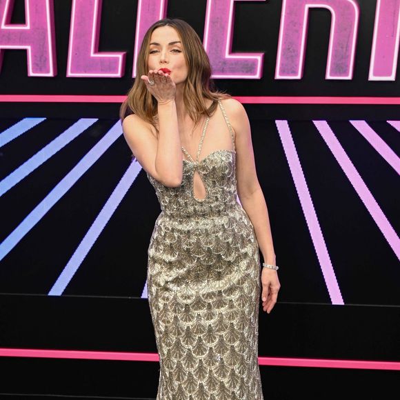 BGUK_3250883 - London, UNITED KINGDOM  - Celebrities attend the World Premiere of "Ballerina" at Cineworld Leicester Square.



Pictured: Ana de Armas