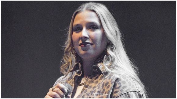 La "Star Academy" reprend un tube d'Helena sans son accord