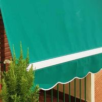 "C'est comme avoir un radiateur" : un architecte explique pourquoi les auvents ne sont pas la meilleure façon de se protéger de la chaleur