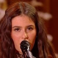 Jeanne chante son single pour la première fois
