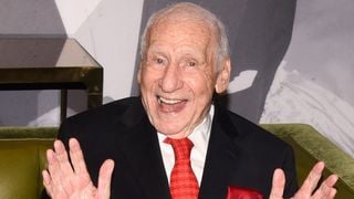 À 100 ans, c'est une des dernières légendes vivantes d'Hollywood : il prépare la suite de son meilleur film