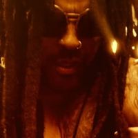 Lenny Kravitz : le clip brûlant "Paralyzed"