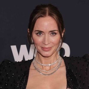 Emily Blunt assiste aux 2026 WWD Style Awards présentés par Women's Wear Daily au Regent Santa Monica Beach le 09 janvier 2026 à Santa Monica, Californie.