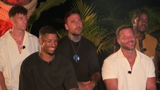 "Elle m'a fait oublier ma copine" :  un candidat en couple de L'Île de la tentation 2025 passe la nuit avec une tentatrice ! (spoiler)
