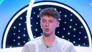 Ni Mayer, ni Constance : le candidat qui a le plus de chance d'être éliminé de Secret Story lors du prime du 17 juillet 2025 est...