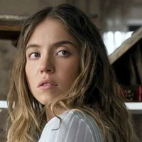 Les premières images de Sydney Sweeney dans le film adapté du livre phénomène qui a passionné des millions de lecteurs dans le monde