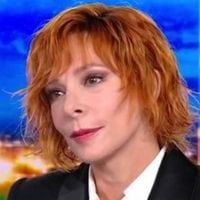 Mylène Farmer alerte contre les dangers de l'IA
