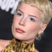 Halsey remet à sa place ce "journaliste" après une critique sans pitié de son dernier album (et difficile de lui en vouloir)