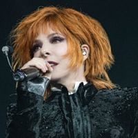 Mylène Farmer va-t-elle remonter sur scène ?