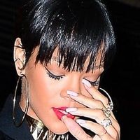 Agression de Rihanna : une policière licenciée !