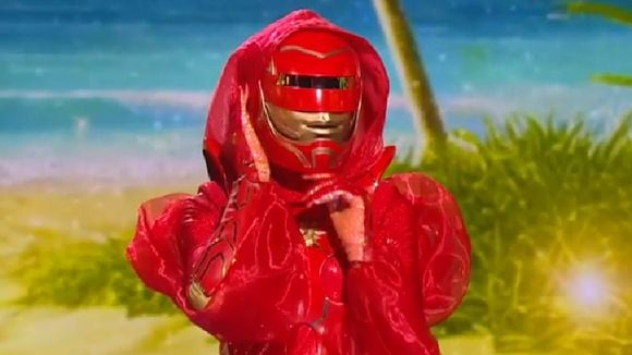 Mask Singer 2025 : la soeur d'une des plus grosses stars de tous les temps sous le costume de l'Impératrice ? Les fans en sont persuadés