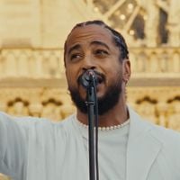 Slimane chante pour la paix : écoutez "Résister"