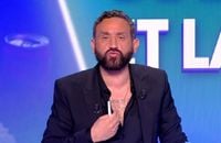 Invité de C médiatique, Yves Calvi donne son avis sur l'arrivée de Cyril Hanouna dans le groupe M6 .