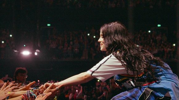 La bande-annonce du film Hit Me Hard And Soft Tour (3D) de Billie Eilish.