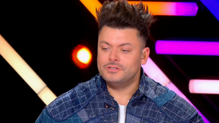 Mask Singer 2026 : bientôt le départ pour Kev Adams ? L'unique condition qui le fera rester comme enquêteur