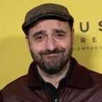 "J'avais peur d'être ruiné" : cette star d'une série culte des années 2000 prend une pause dans sa carrière, son message poignant