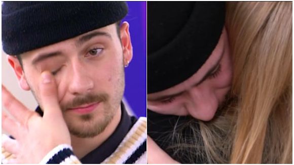 Star Ac' : Pierre s'effondre devant Lara Fabian