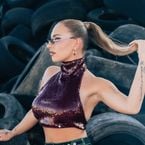 6 mois après la Star Academy, Léa Doffey se lance avec son premier single Dis-moi : on valide ou on zappe ?
