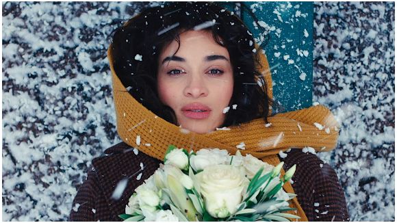 "Je reste calme" : irrésistible Camélia Jordana !