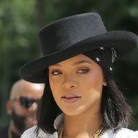 Rihanna aide un fan après un chagrin d'amour