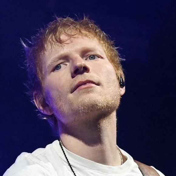 Ed Sheeran va-t-il annuler sa tournée après l'abandon de ses premières parties et de son groupe ?
