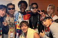 Les BTS lors de la mi-temps de la finale de la Coupe du Monde.