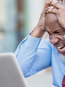 Finito ! Après 40 ans à nous gâcher la vie, Windows supprime enfin son pire écran