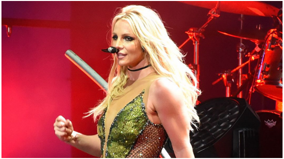 Britney Spears huée sur scène !
