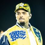 "Meilleur que Michael Jackson" : Chris Brown désigné meilleur performer de tous les temps, les fans dubitatifs