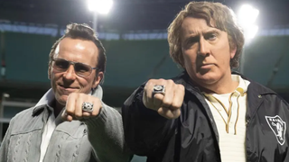 Nicolas Cage et Christian Bale incarnent deux légendes du football américain dans la première bande-annonce du nouveau film de David O. Russell