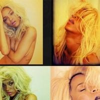 Rihanna enlève le haut pour son parfum "Nude"