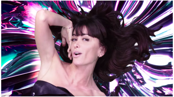 Jenifer : regardez le clip "On oublie le reste"