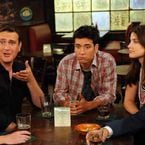 "Pas du tout proches" : 12 ans après la fin d'How I Met Your Mother, Josh Radnor brise l'illusion sur ses relations avec ses anciennes co-stars