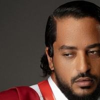 Slimane numéro un des ventes !