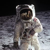 Yuri Gagarine, Neil Armstrong et Katy Perry ont quelque chose en commun : ils ne sont pas sortis de l'atmosphère terrestre