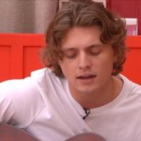 Star Academy : Ulysse dévoile une compo