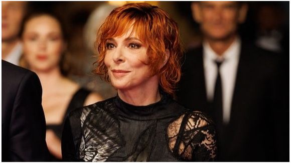 Jodie Foster encense Mylène Farmer