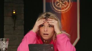 Pas vu dans Les Traîtres : énervé après la trahison de Sophie Tapie, Logfive voulait la balancer auprès des loyaux avec cette phrase, mais...