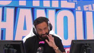 "Il n'a pas du tout dit ça !" : Cyril Hanouna mal à l'aise après une blague de Raymond en direct sur Fun Radio
