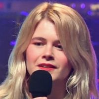 Zaho de Sagazan reprend Christophe en live