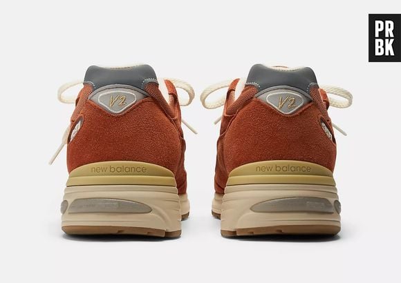 New Balance 991v2 Vintage Sports