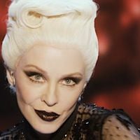 Kylie Minogue en pleine "Tension" dans son clip