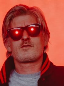 "Ce morceau était un four, personne n'en voulait" : l'histoire folle de Nightcall, le tube emblématique de Kavinsky