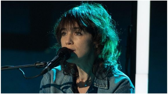 Charlotte Gainsbourg : son album ne sort pas