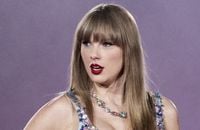 Taylor Swift a déposé plusieurs demandes pour encadrer l'usage de son identité en ligne.