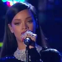 Rihanna fait son retour sur scène : regardez !