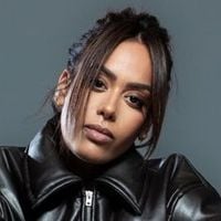 Amel Bent en interview
