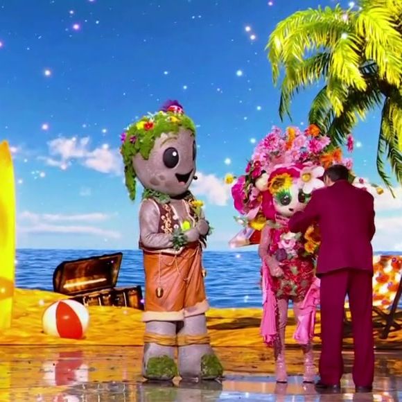 Le Caillou et le Bouquet sur le plateau de Mask Singer, le 29 mai sur TF1.